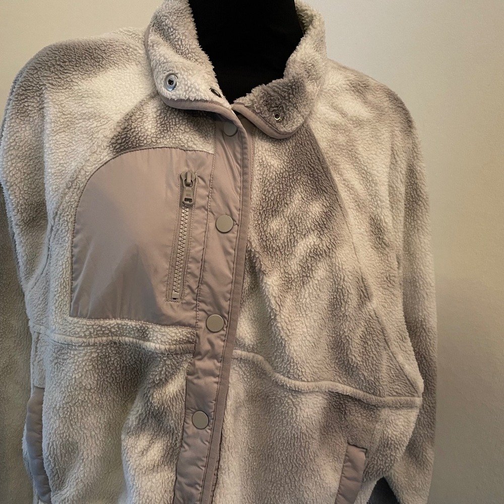 Gilly Hicks Tie Dye Sherpa Fleece Jacket Gray White Snap Front Mock Neck Small - Picture 2 of 4